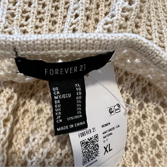 Forever 21 Open-Knit Halter Dress NWT - Picture 15 of 16